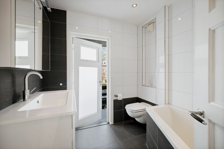 Foto 27 van Johannes Sinthenstraat 34