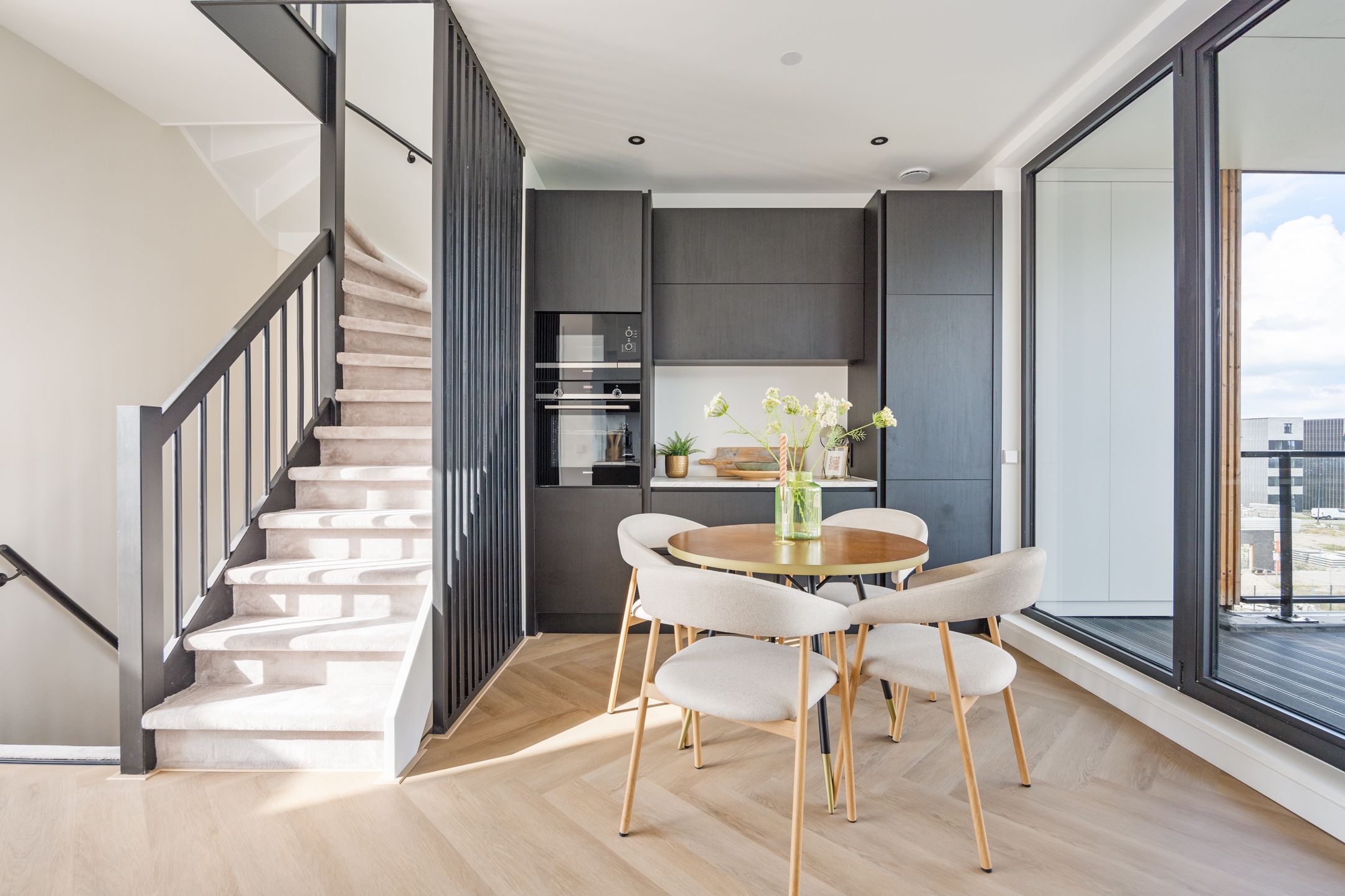 Foto 33 van Srefidensiplein 76-A