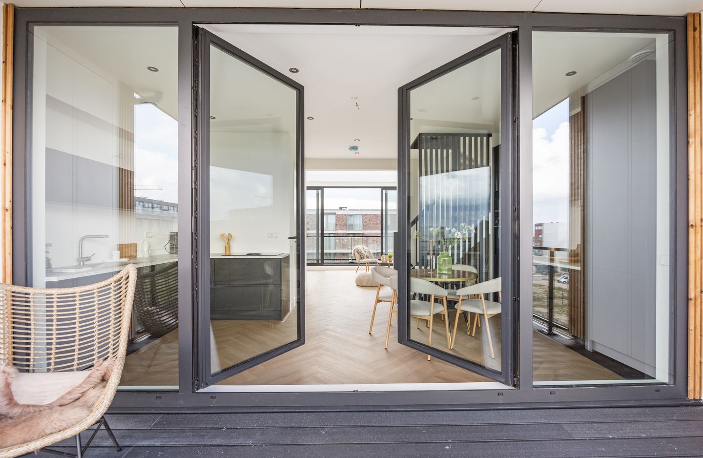 Foto 40 van Srefidensiplein 76-A