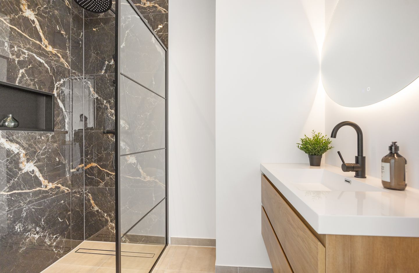 Foto 59 van Srefidensiplein 76-A