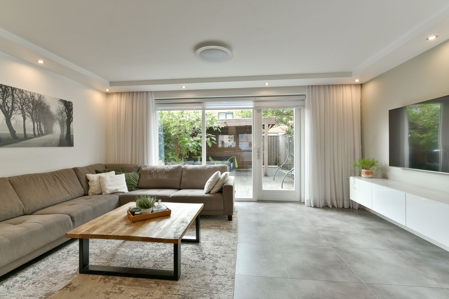 Foto 10 van Charlotte van Bourbondreef 50