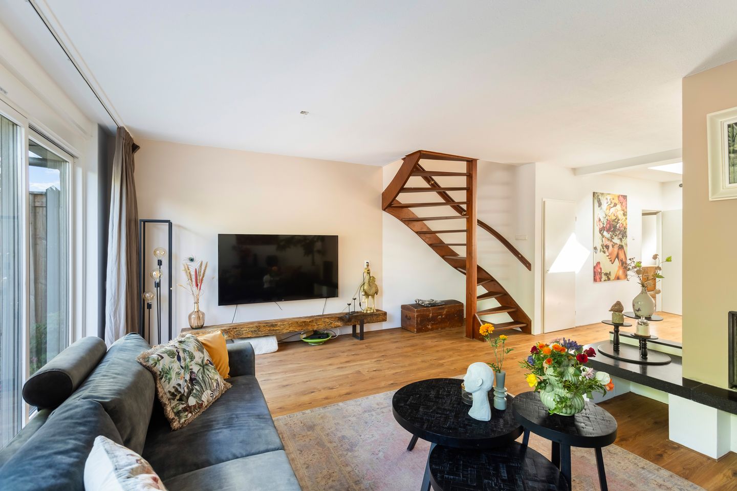 Foto 14 van Londenseplein 104