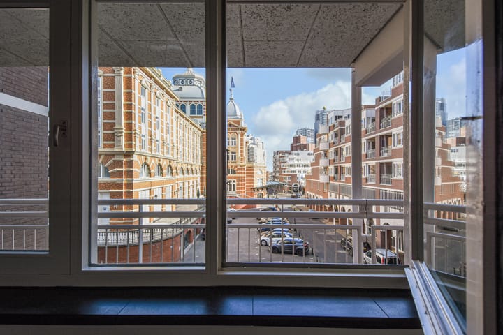 Foto 32 van Gevers Deynootplein 201