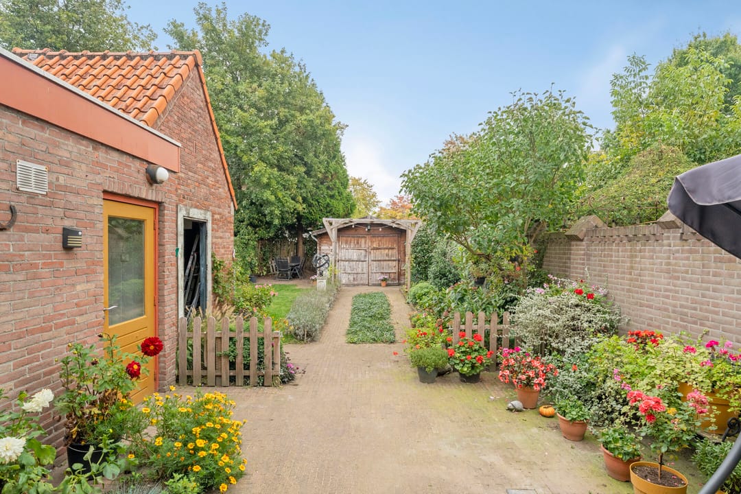 Foto 28 van Pastoor Oomenlaan 22