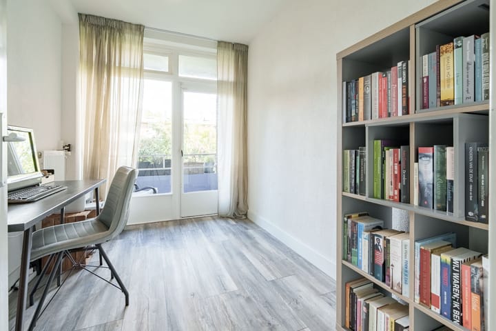 Foto 14 van Bernhardstraat 27-I