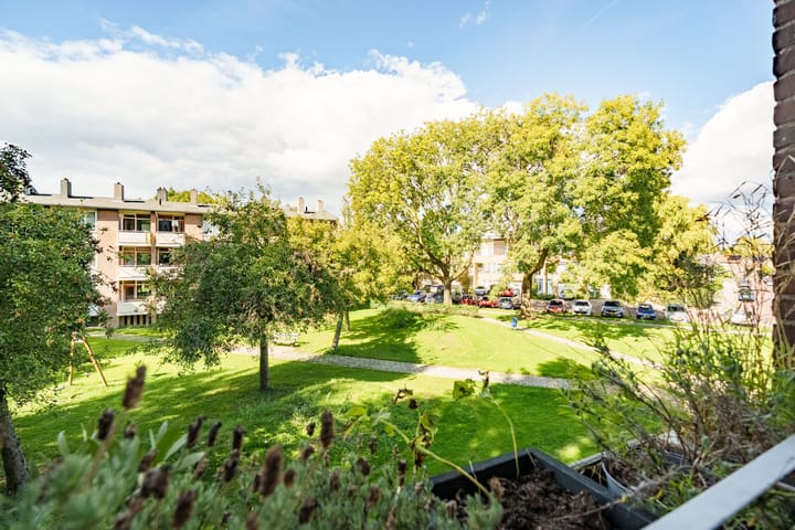 Foto 19 van Bernhardstraat 27-I