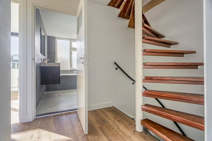 Foto 29 van Koningsvarenstraat 23