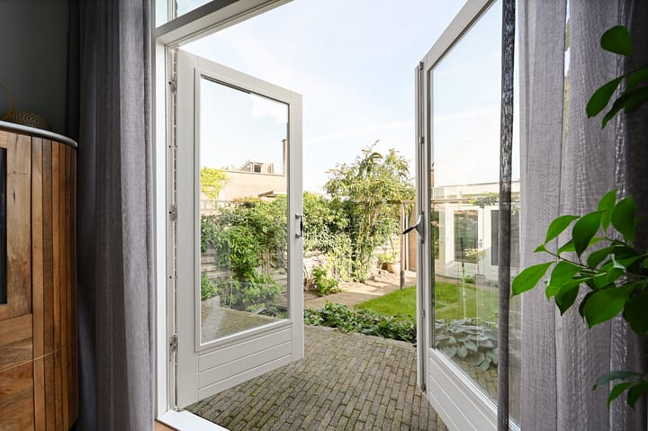 Photo 20 of Van Zuylen van Nijeveltstraat 364