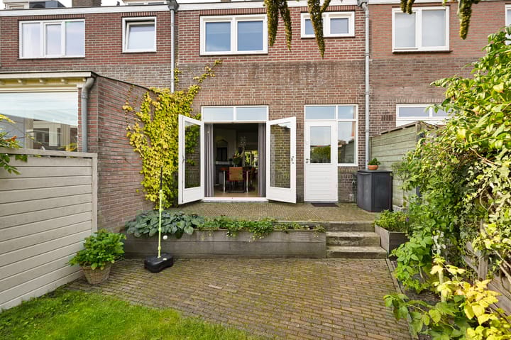 Photo 23 of Van Zuylen van Nijeveltstraat 364