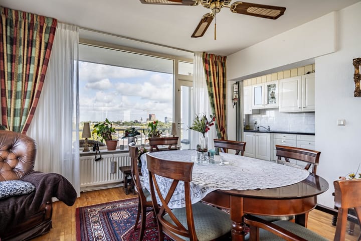 Foto 12 van Jacob van Campenlaan 76