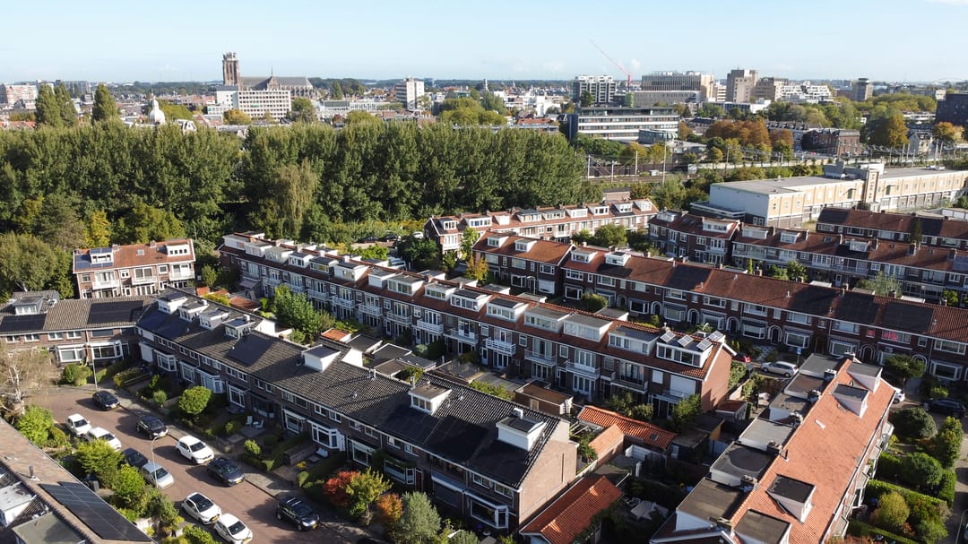 Photo 37 of Van Manderstraat 24