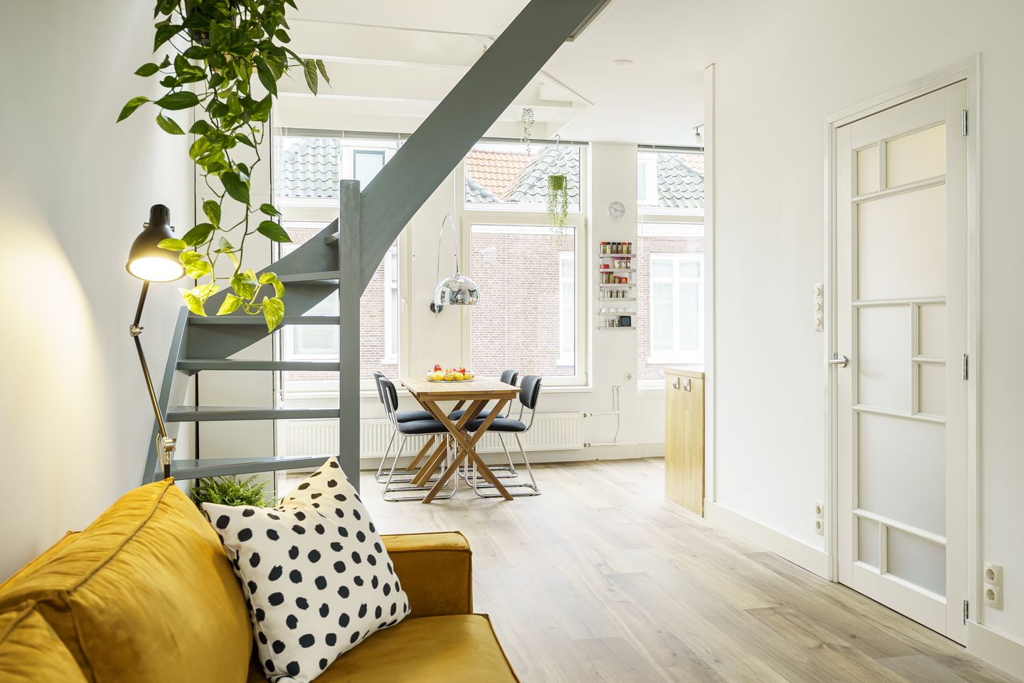 Foto 10 van Oranjestraat 8