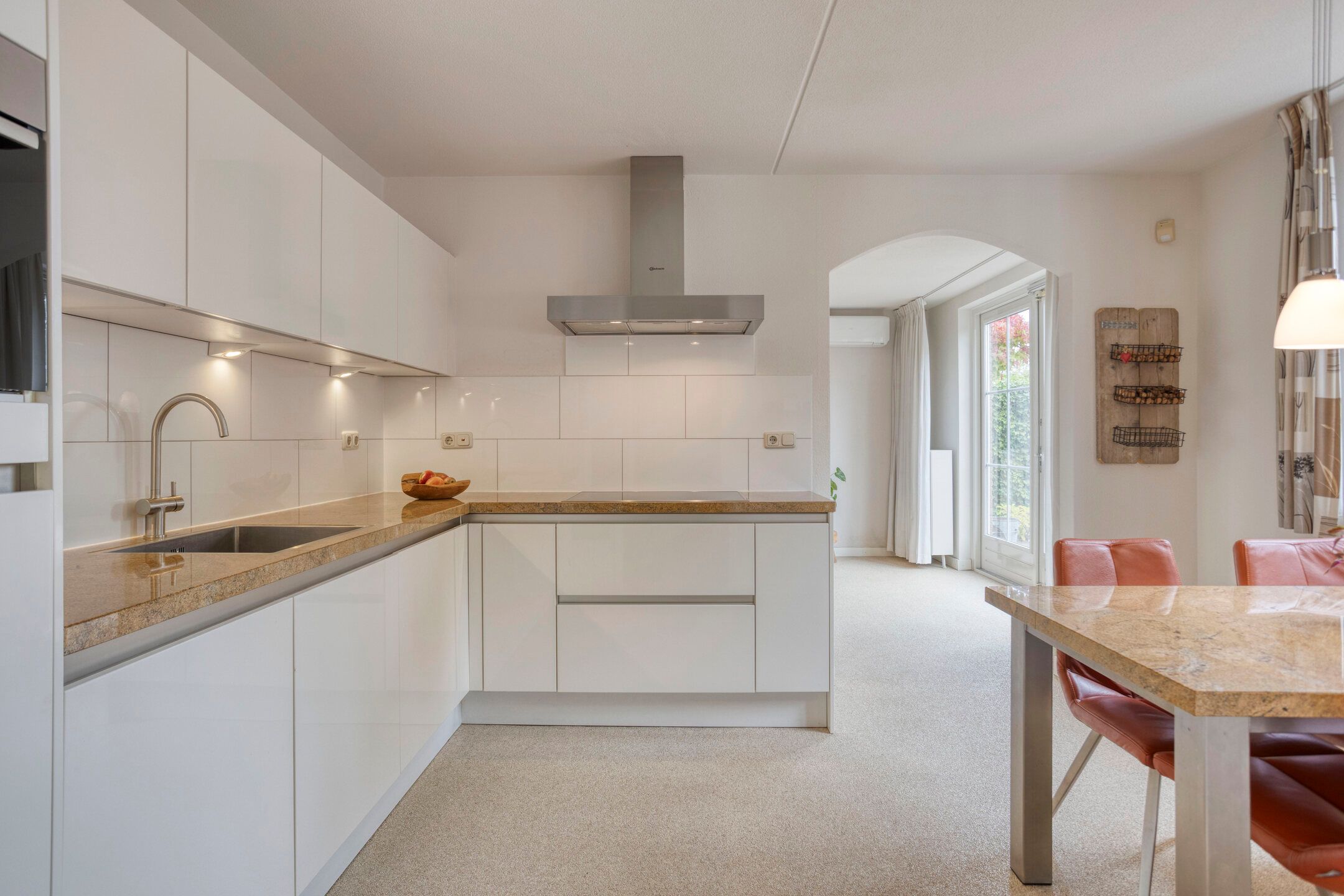 Foto 3 van Straatsburglaan 10