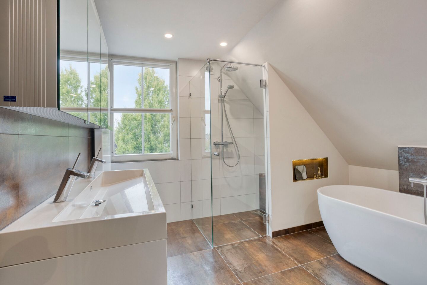 Foto 5 van Straatsburglaan 10