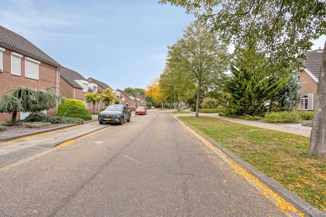 Foto 11 van Straatsburglaan 10