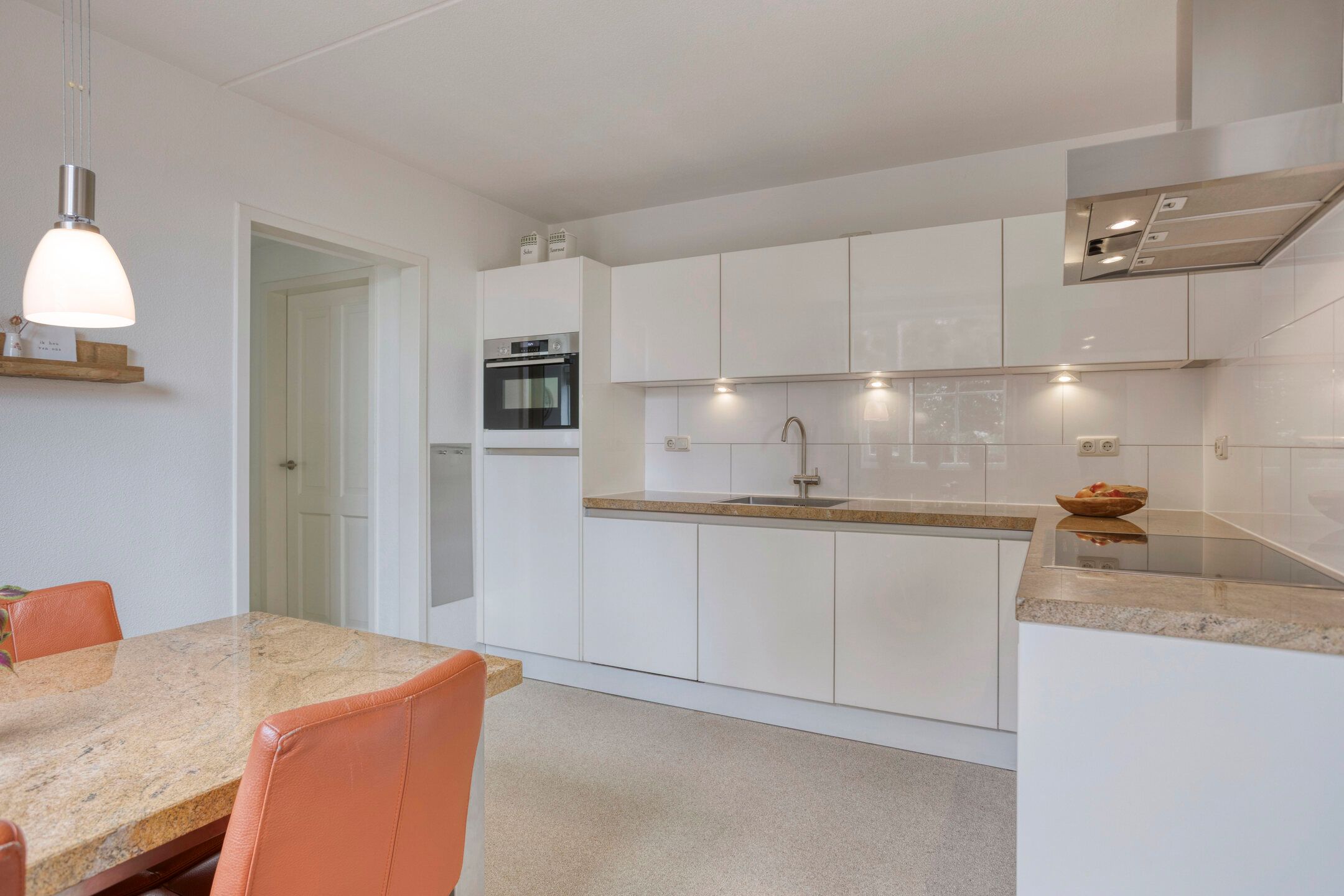 Foto 24 van Straatsburglaan 10