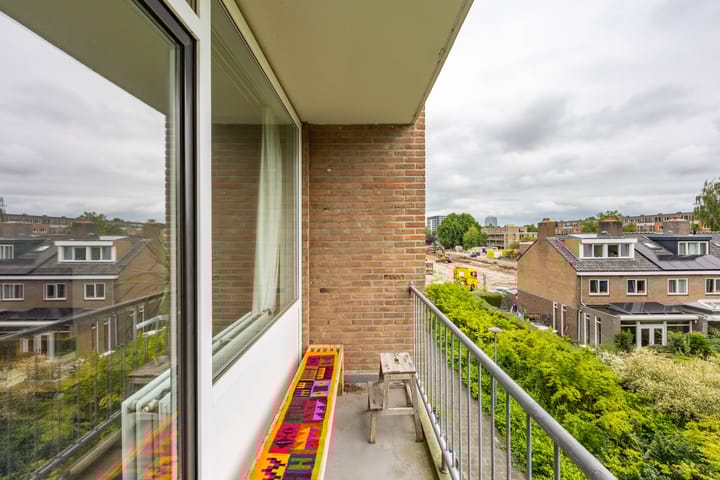 Photo 14 of Van Ketwich Verschuurlaan 109