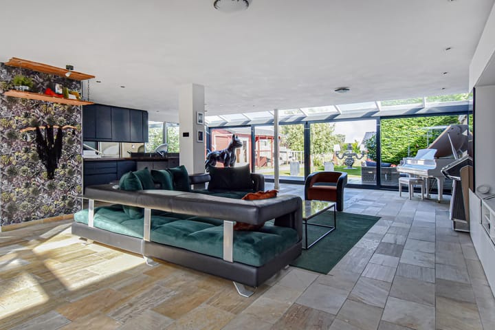 Foto 9 van Planetenweg 7