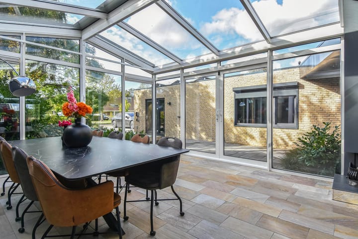 Foto 17 van Planetenweg 7