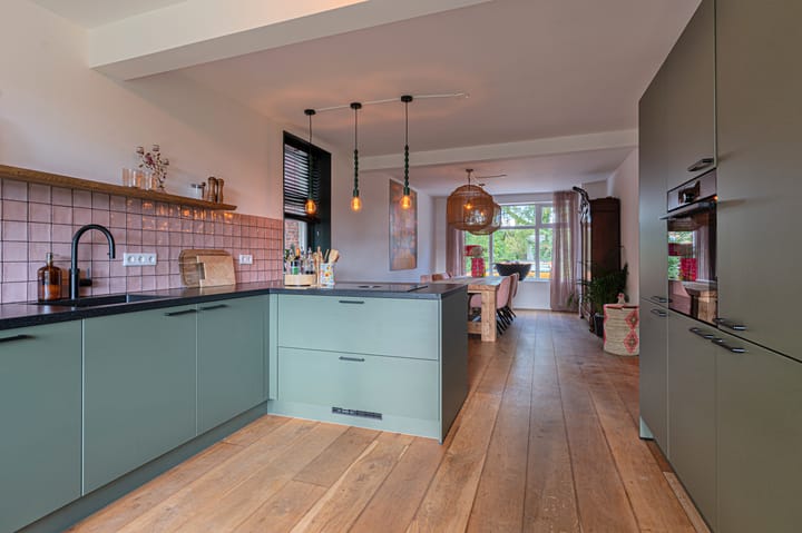 Photo 8 of Oudezijl 6-A