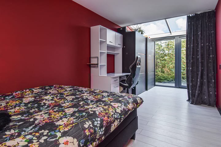 Foto 38 van Planetenweg 7