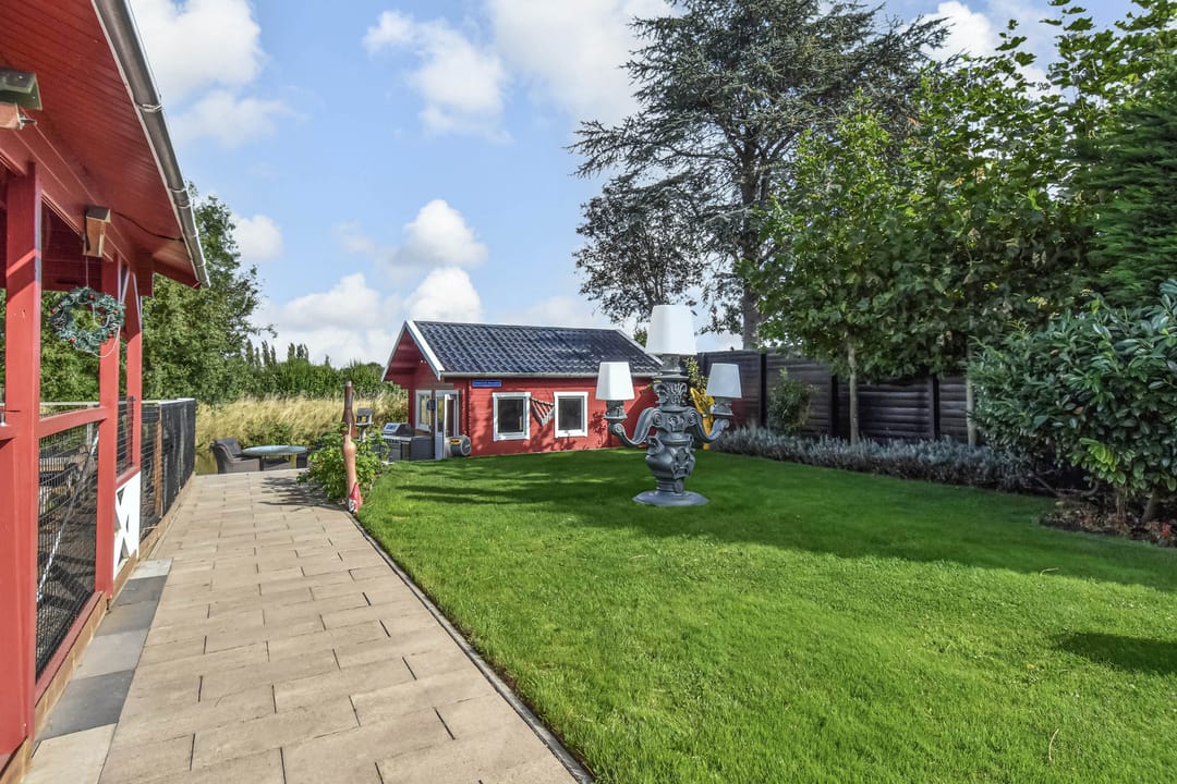 Foto 52 van Planetenweg 7