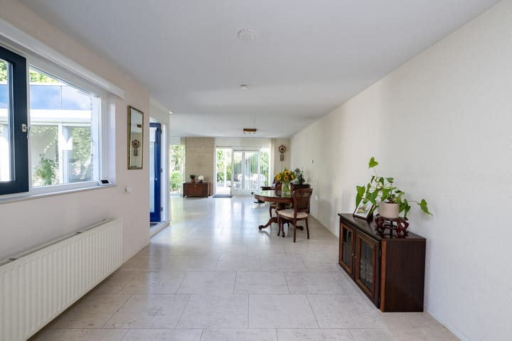 Foto 12 van Izak Osstraat 55