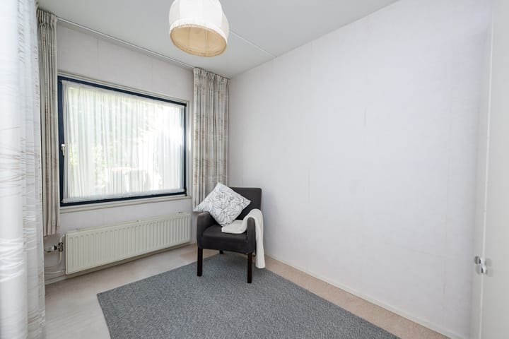 Foto 19 van Izak Osstraat 55