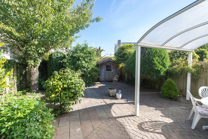 Foto 24 van Izak Osstraat 55