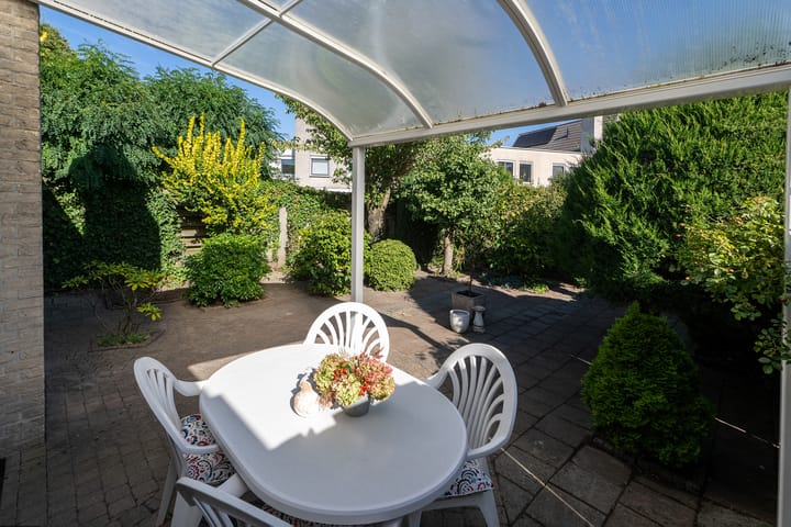 Foto 26 van Izak Osstraat 55