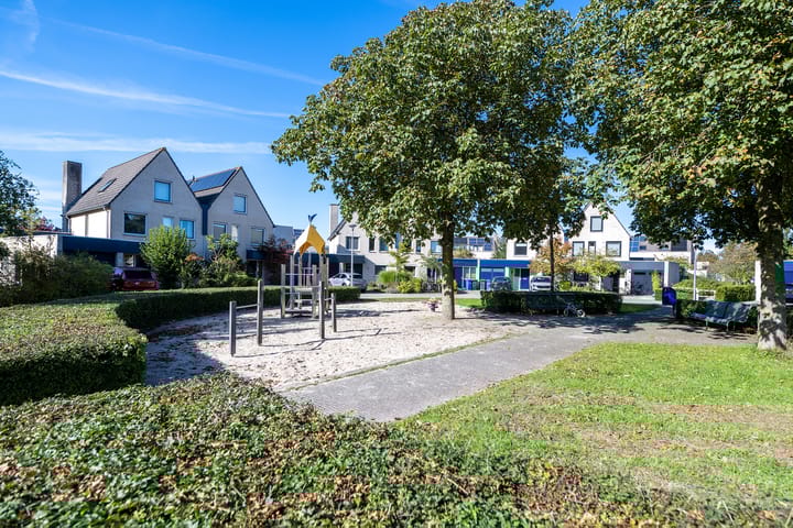 Foto 32 van Izak Osstraat 55