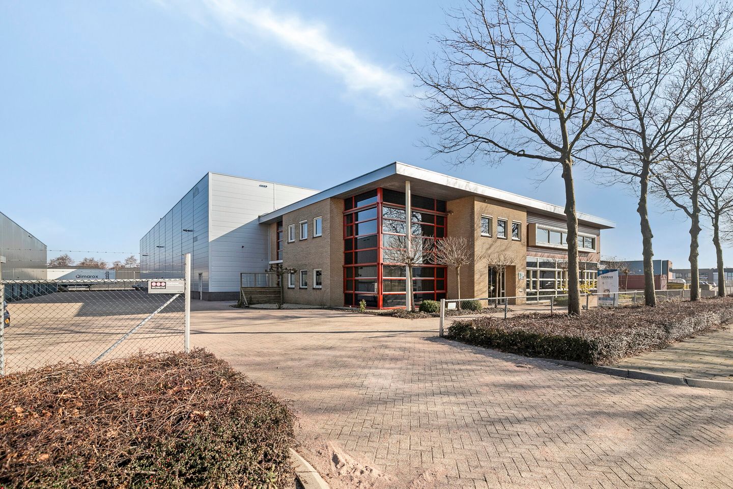 View photo 2 of Van Leeuwenhoekstraat 26
