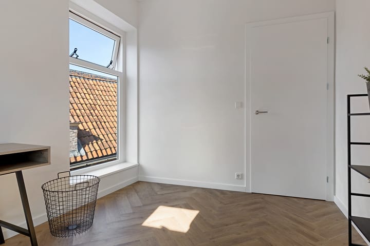 Foto 30 van Solwerderstraat 38-A