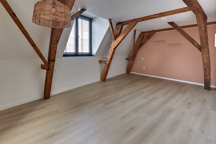 Photo 9 of Donkerstraat 46-7