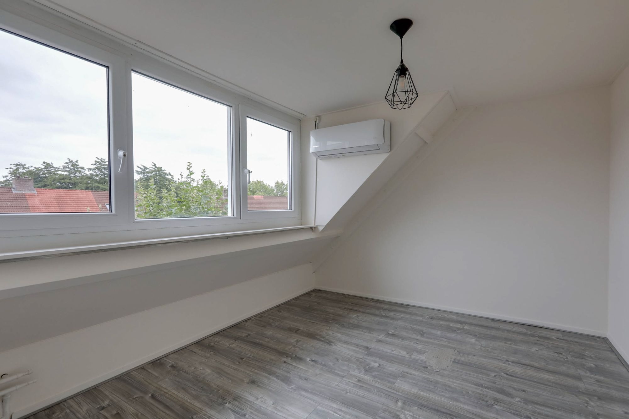 Foto 39 van Waterhoenstraat 13