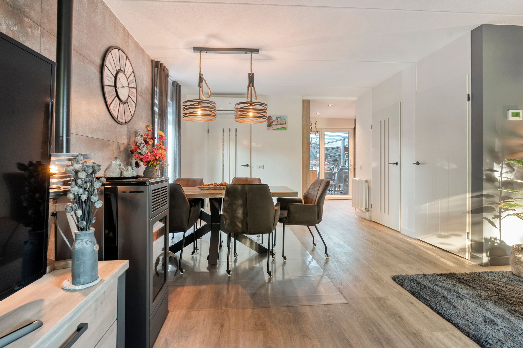 Foto 12 van Taxus 24