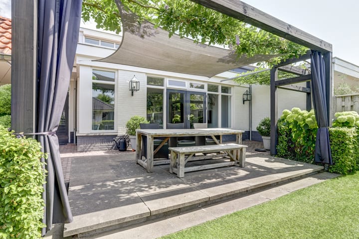 Photo 63 of Dr. A. Zijlmansstraat 70