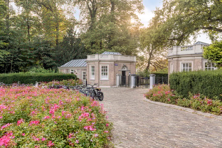 Foto 32 van Verhuellstraat 15