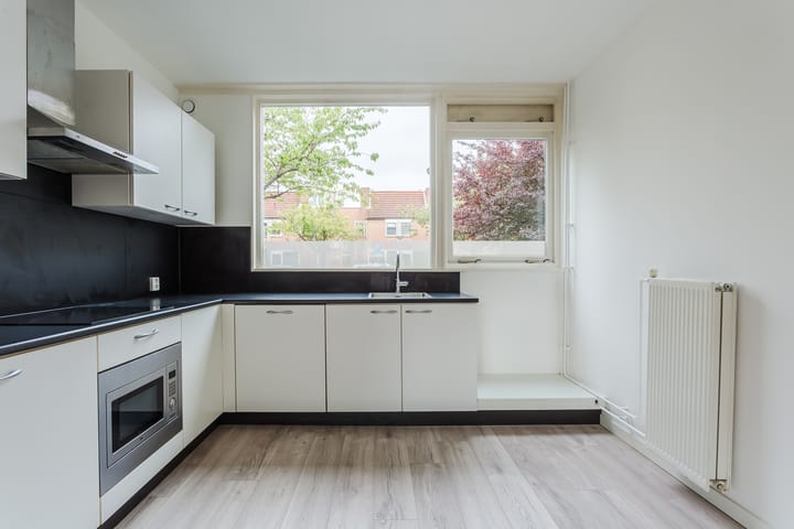 Foto 9 van Almelostraat 37