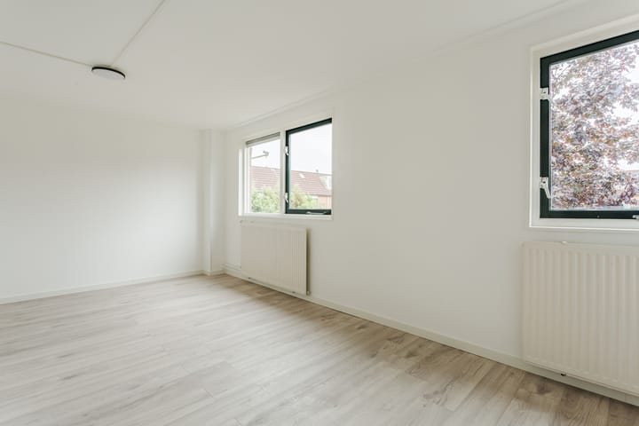 Foto 13 van Almelostraat 37