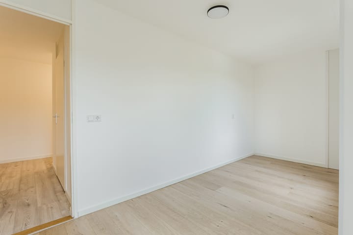 Foto 19 van Almelostraat 37