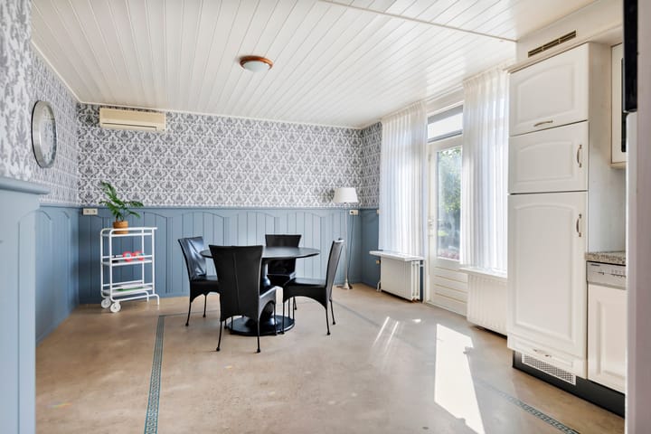 Foto 24 van Dorpstraat 28-A