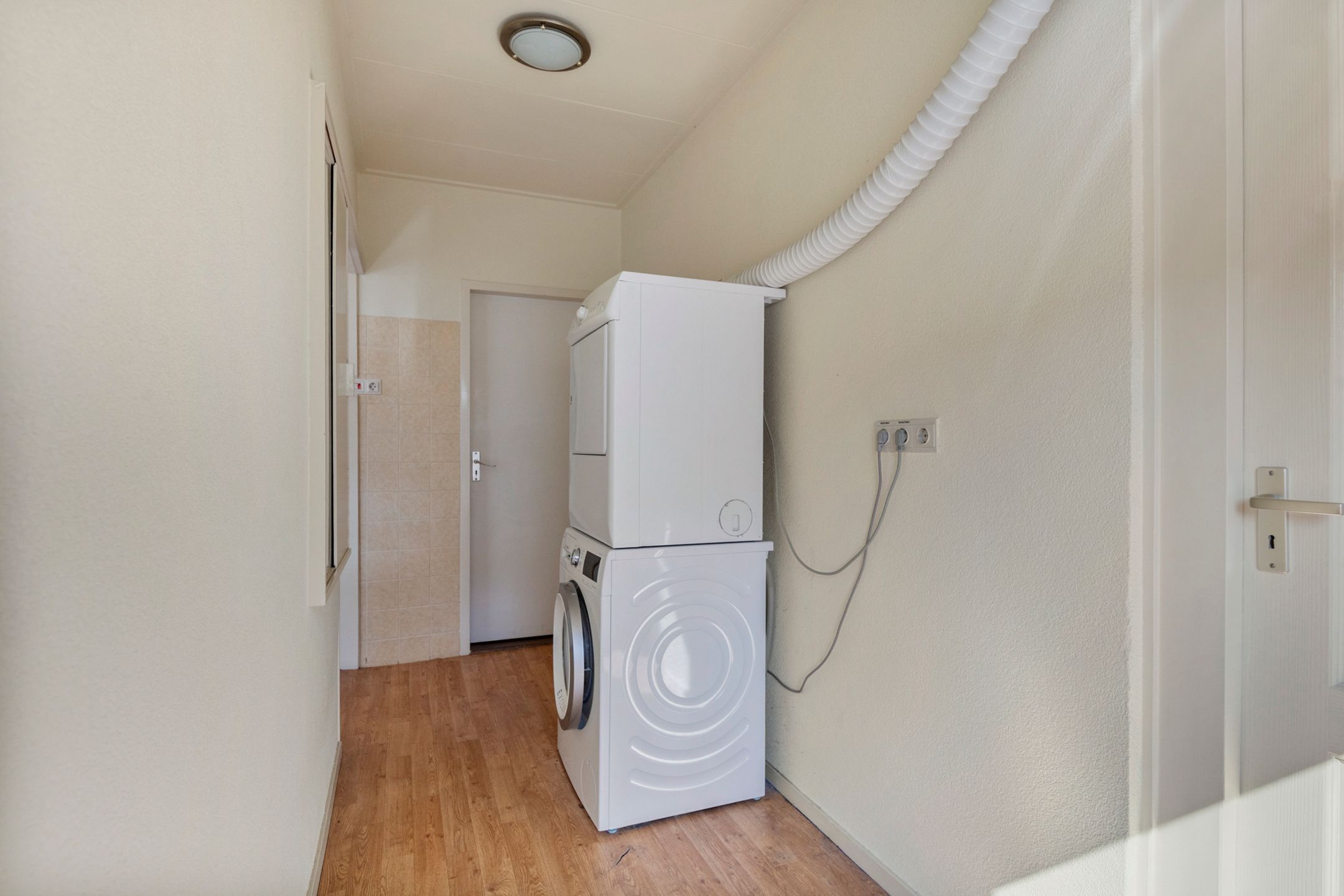 Foto 30 van Dorpstraat 28-A