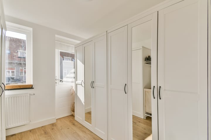 Photo 24 of Deken Waarestraat 40