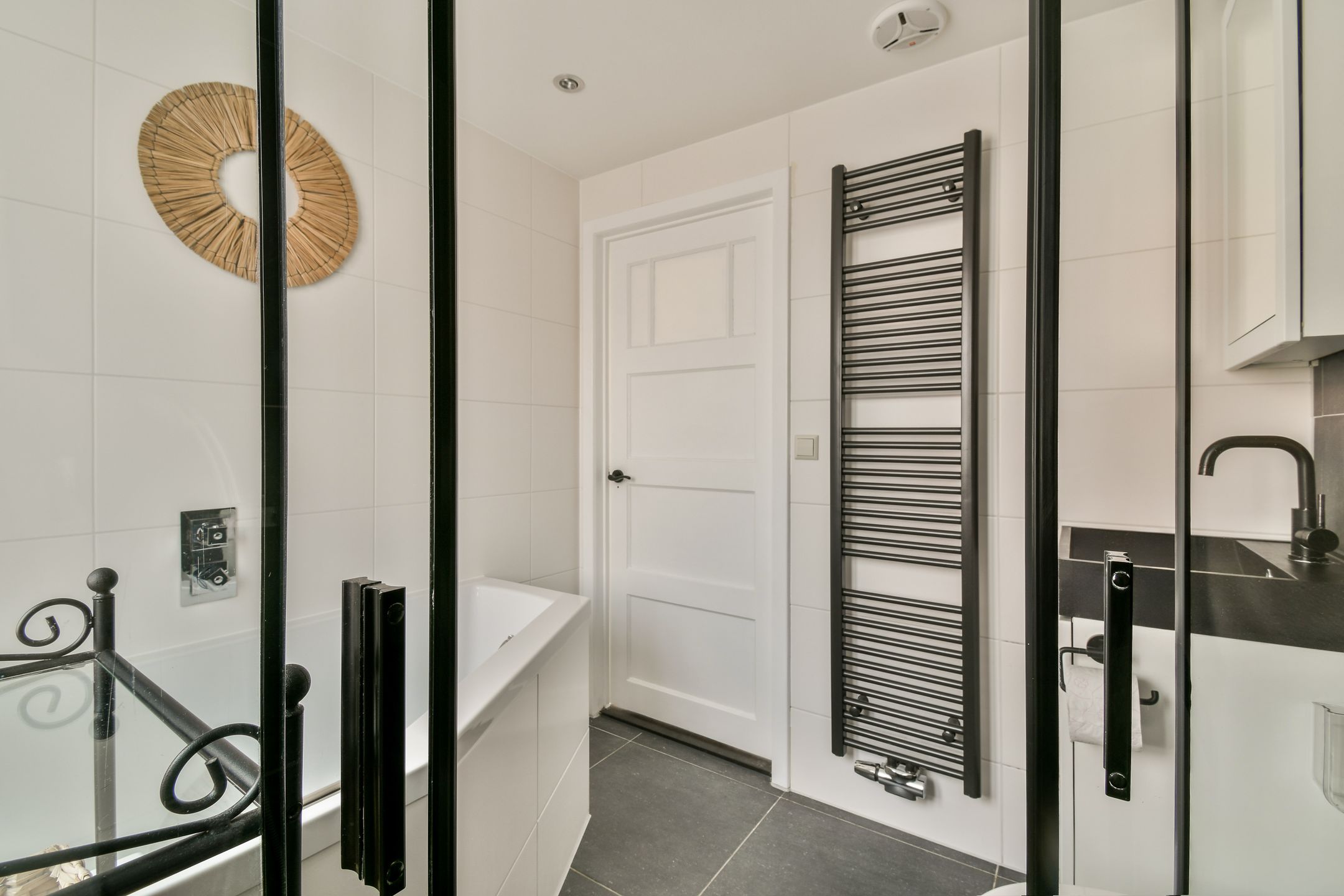 Foto 30 van Deken Waarestraat 40