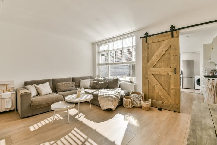 Photo 11 of Deken Waarestraat 40