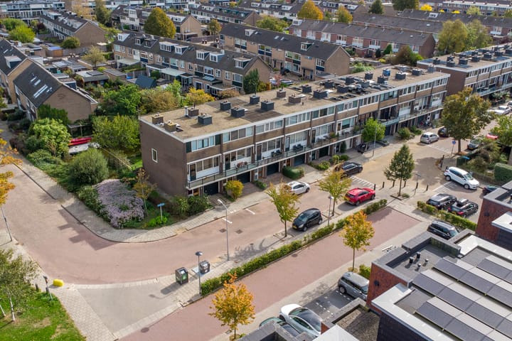 Photo 39 of Talingstraat 64