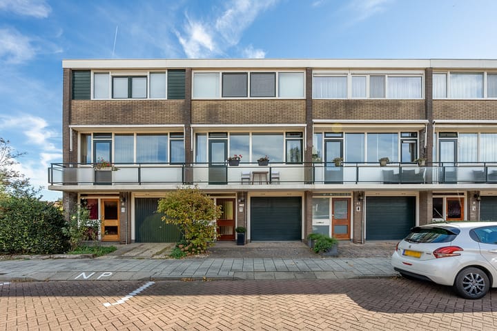 Photo 41 of Talingstraat 64