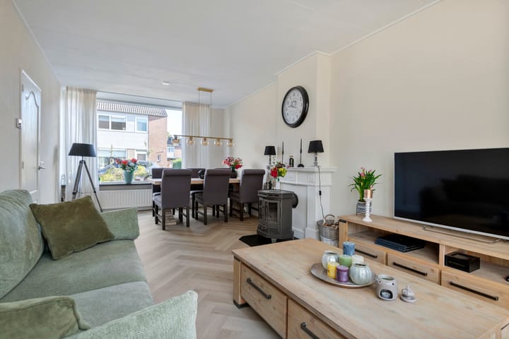 Foto 16 van Rutgher Jacobsstraat 25