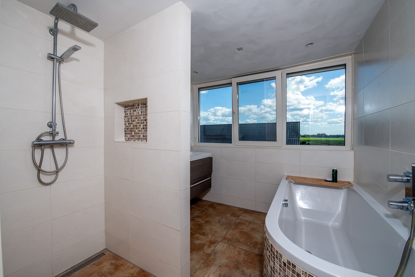 Foto 34 van Hoofdkanaal OZ 109